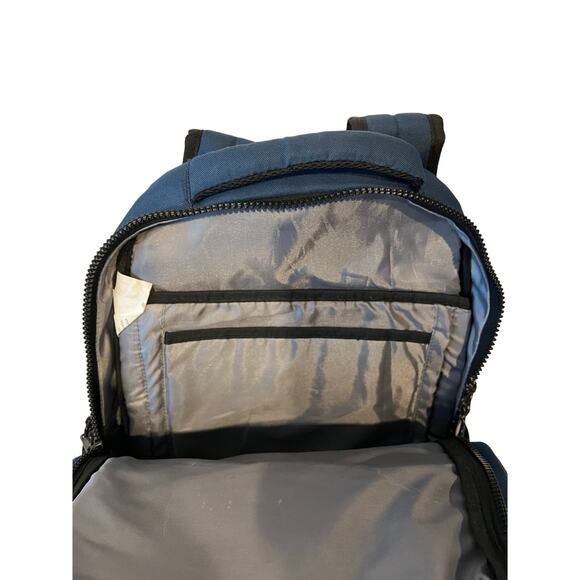 Swiss Tech Blue Padded Computer Backpack - Picture 2 of 3